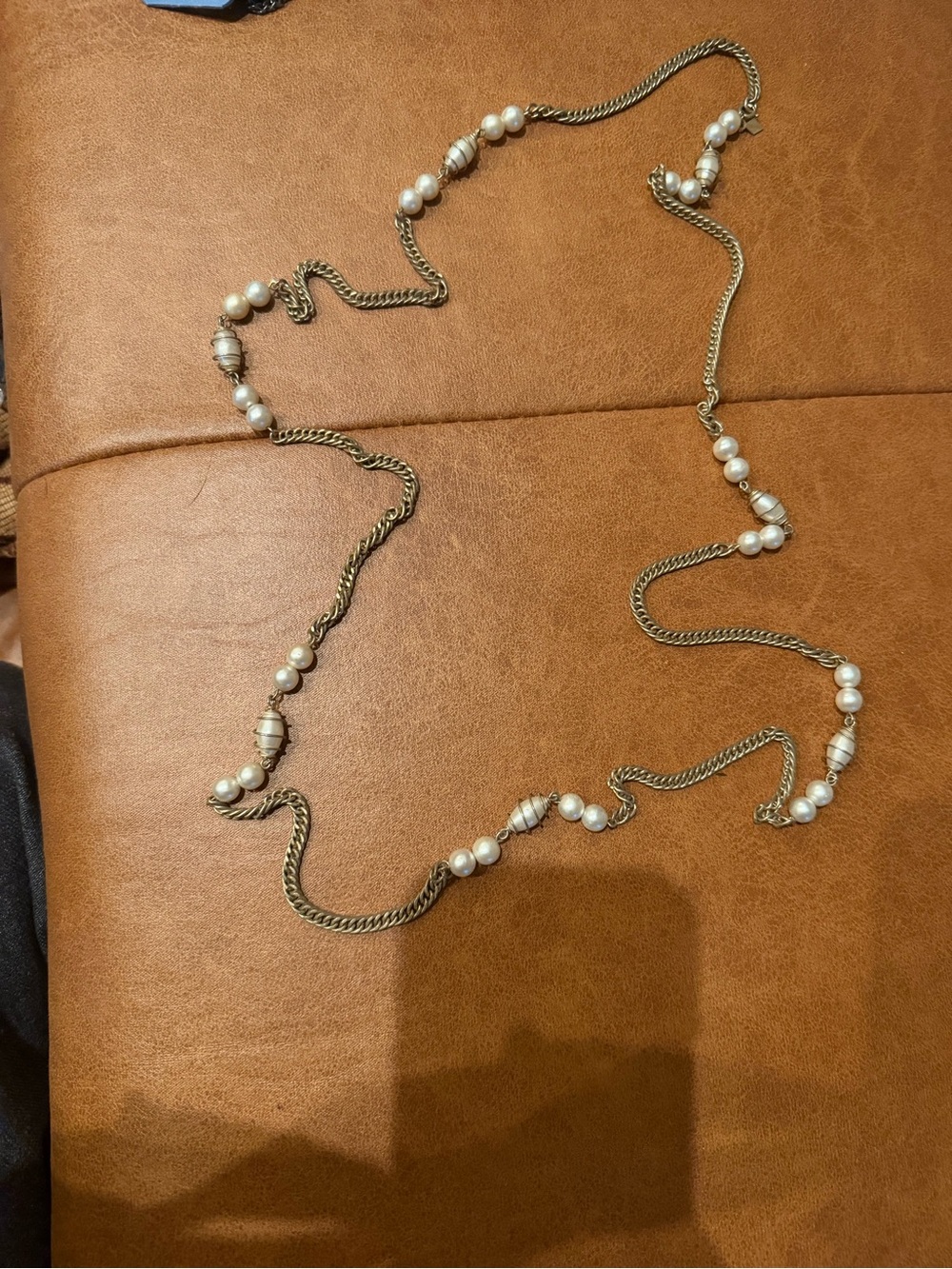 Vintage 1970s Sarah Coventry Long Caged Faux Pearl Station Necklace